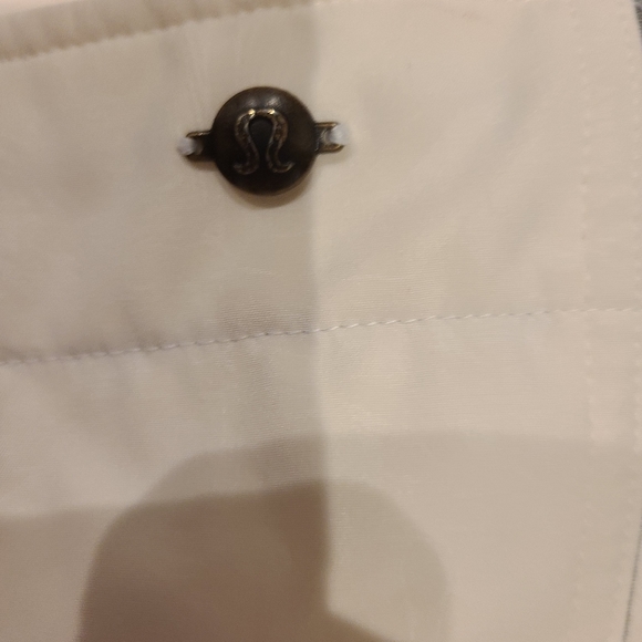 Lululemon size 6 long coat - Picture 6 of 6